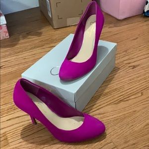 Pink Jessica Simpson heels